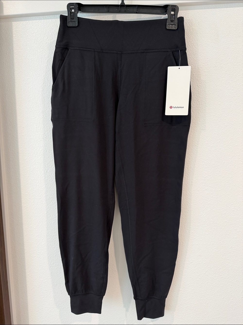 Lululemon athletica Black Women’s Align HR Joggers with pockets